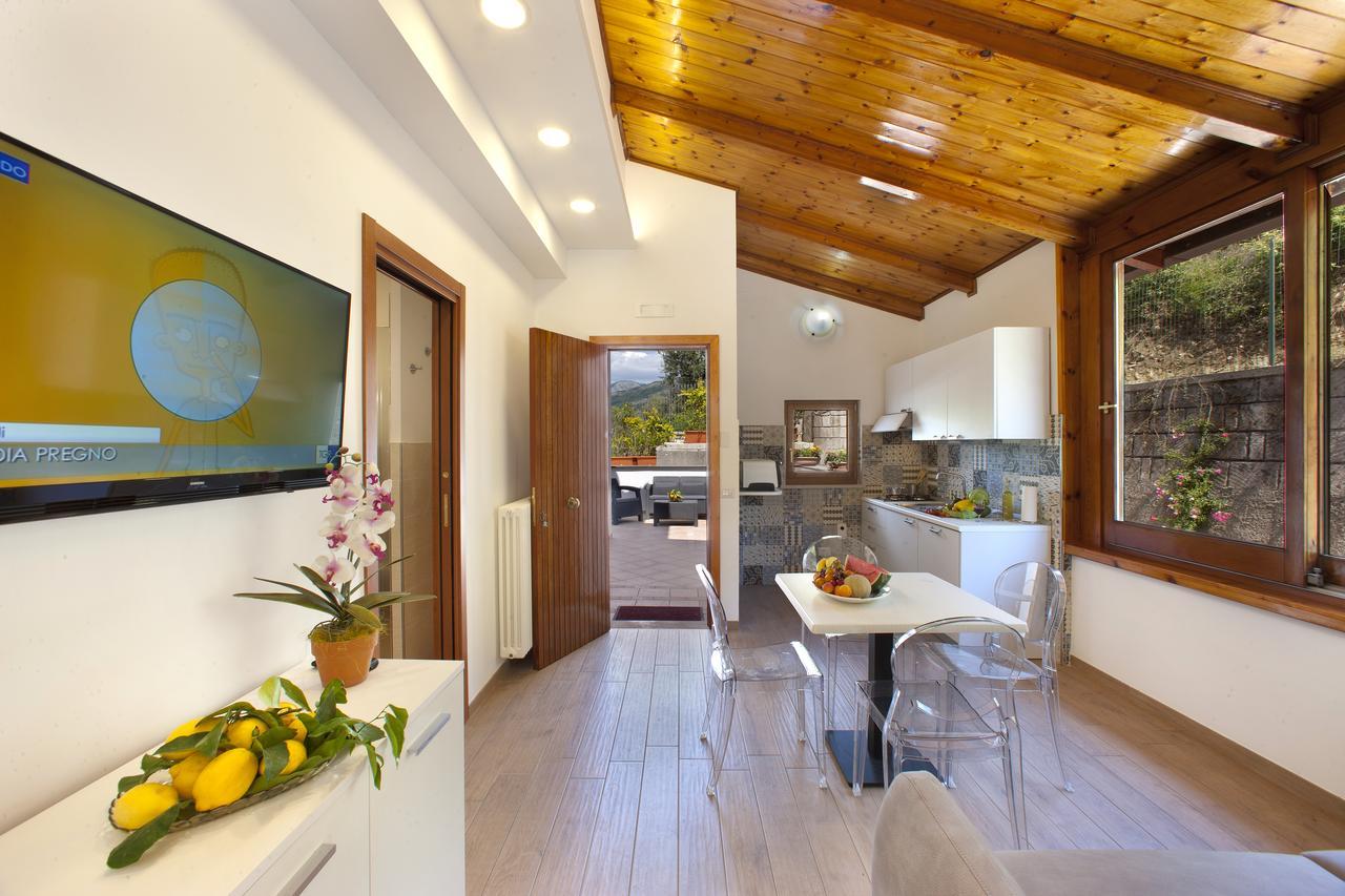 Appartamento Degli Ulivi 2 圣安吉洛 外观 照片
