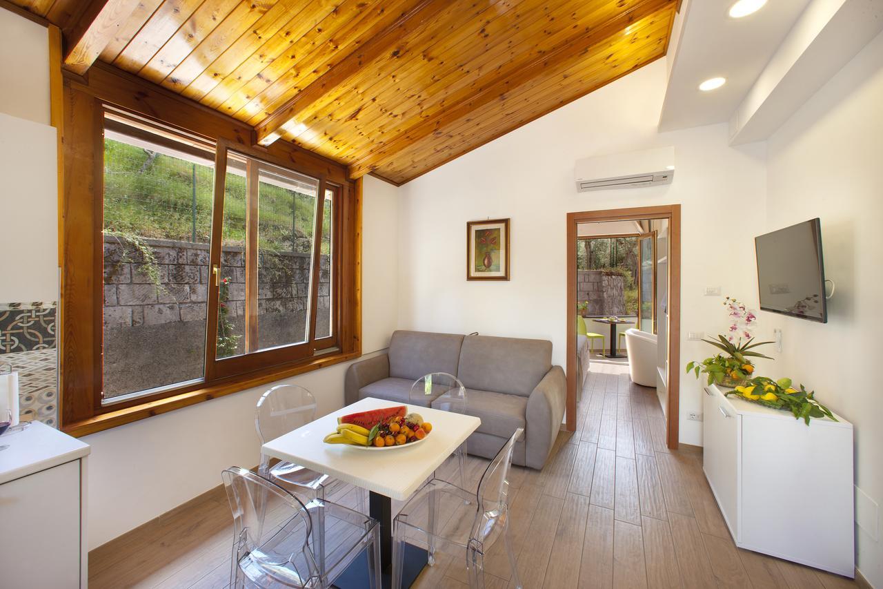 Appartamento Degli Ulivi 2 圣安吉洛 外观 照片