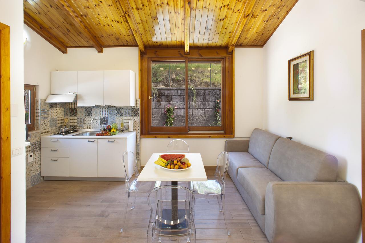 Appartamento Degli Ulivi 2 圣安吉洛 外观 照片